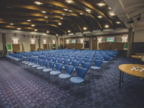 ザ ジュビリー  ホテル & カンファレンシズ ノッティンガムのホテル