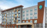 Tru by Hilton Bracebridge, on Hotels near Rotary Centennial Gardens