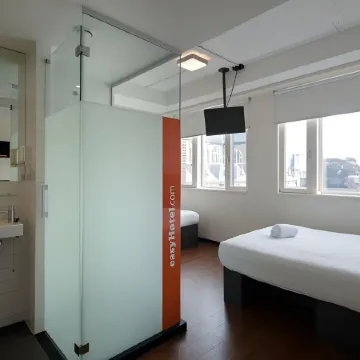 easyHotel the Hague City Centre