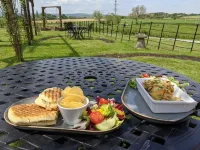 Blackmore Farm - parking