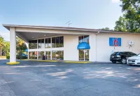 Motel 6 - Tampa, FL - Fairgrounds Hotels in Tampa