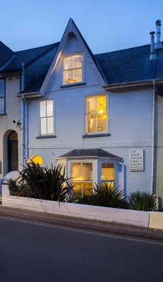 Hill View House Bed & Breakfast Отели в г. 