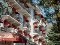 Carlton Lausanne Boutique Hôtel Hotels near Delices