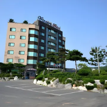 Winners Tourist Hotel Отели рядом с достопримечательностью «Пляж Вансан»