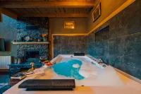 Antik River House Hotels in Sile