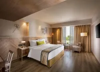 Sarovar Premiere Jaipur Hotels near Birla Mandir, Jaipur