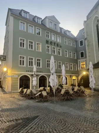 Hotel Schwibbogen Отели в г. Гёрлиц