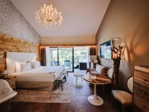 Le Hameau des Pesquiers Ecolodge & Spa, Curio Collection by Hilton