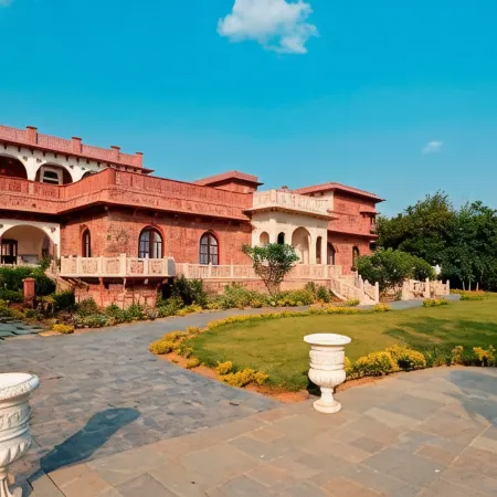 Khas Bagh