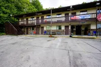 OYO Hotel Chapmanville Inn, WV - Hwy 119 Hotel di Logan