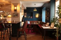 The Jug and Bottle Hotel di Holywell