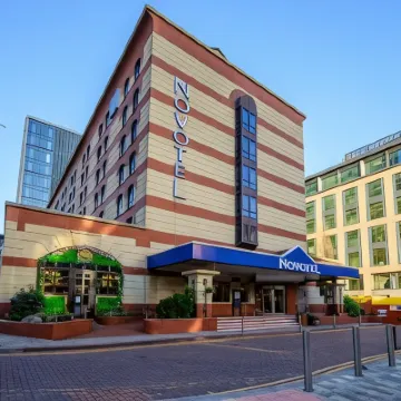 伯明翰中心諾富特酒店 鄰近百年廣場的酒店