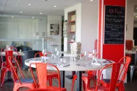 Brit Hotel Toulouse Colomiers – L’Esplanade - breakfast