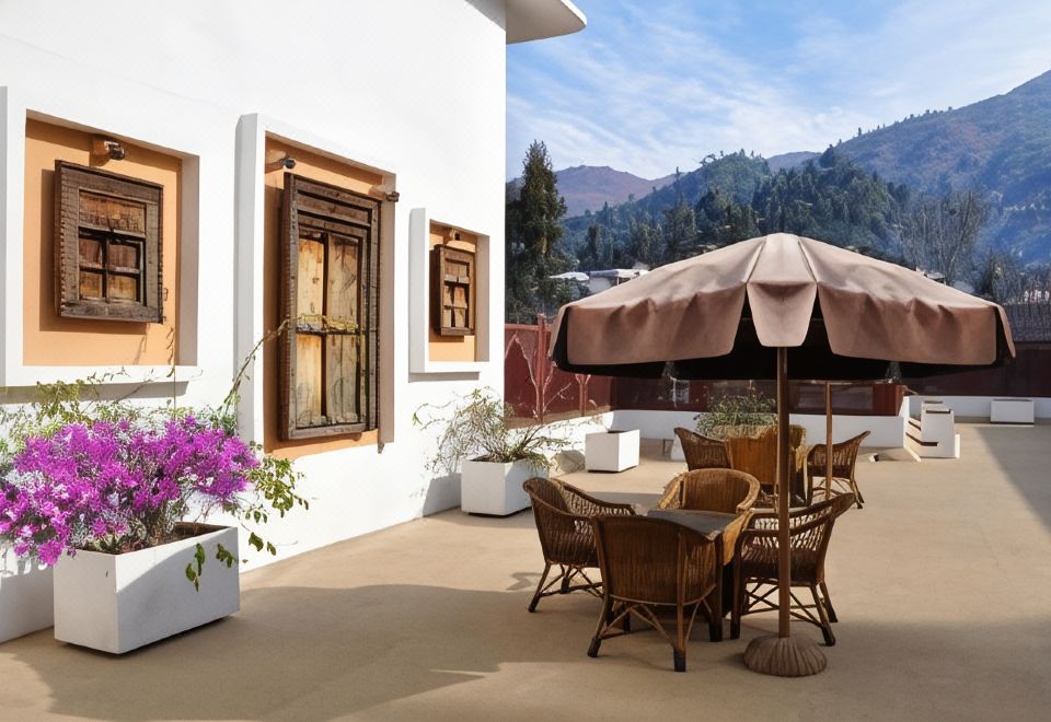 스와트 세레나 호텔 전경