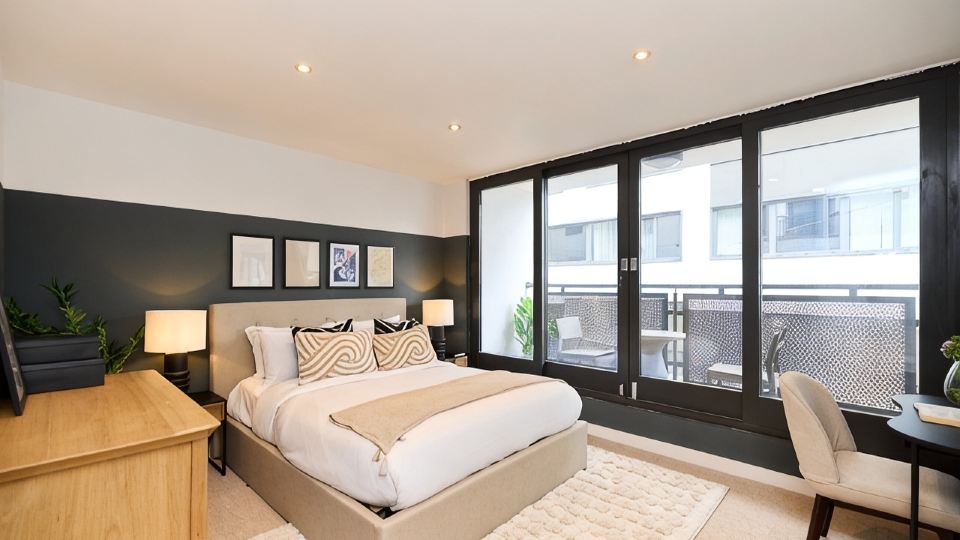 The Kensal Green Wonder - Bright 2Bdr Flat with Balcony