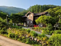 Yeongwol Donggang Banditburi Pension Hotels near Yeongwol Insectarium