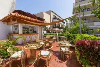 Hotel Don Manolito