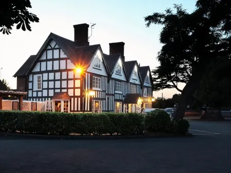 Broom Hall Inn Отели в г. Альчестер