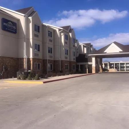 Microtel Inn & Suites by Wyndham Quincy Downtown/River Area