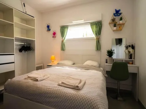 Apartments for 6 People Hotels in Vias