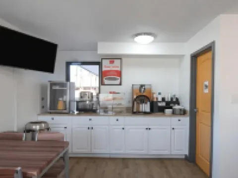 エコノロッジ リソニア - アトランタ イースト リソニアのホテル