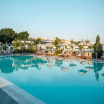 คาเพทานิออส เบย์ โรงแรม โพรทาราส