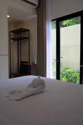 Manta Rooms