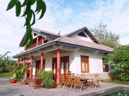 Aniise Villa Resort