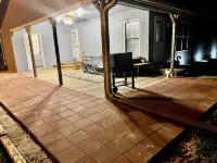 Charming 3-bedroom house in delightful Wolfe City with AC, WiFi