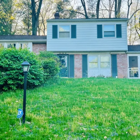 Sleeps 12/Mid-Century Cool/Minutes to Stadium