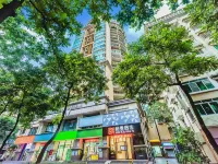 Borrman Hotel (Xiaobei Branch Yuexiu Park Memorial Hall, Guangzhou Railway Station) Hotels near Zhenhai Tower