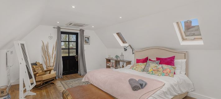 Rosie’s Retreat:2 Bedroom Farm Cottage- ShireStays Hotels in Bicester