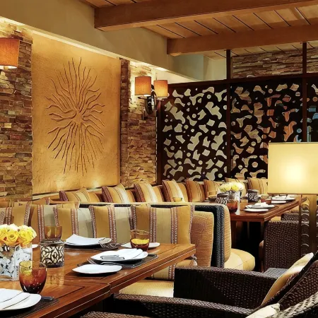 Four Seasons Hotel Cairo at the First Residence