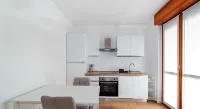 The Right House, Modern and Spacious Three-room Apartment Near Policlinico Monza - Homestays