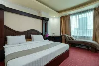 Hotel Denpasar Makassar by LIFE - parking