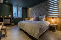 Jasmine studio