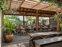 Yulia Village Inn Ubud Hotel berhampiran Hutan Monyet Ubud
