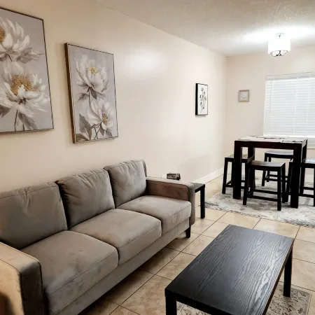 Toria Suites 920