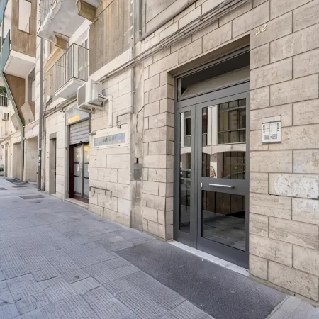 AuGuStea City Stay