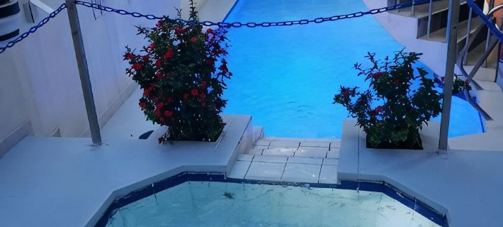 Cool Martin Family Hotel and Resort Hotele w: Cavite