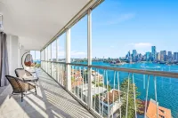 Sydney's Landmark Views from Luxury 2Bd Apt