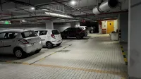 Vivanta Thiruvananthapuram - parking