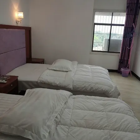 Xiuluo Xiongwei Hotel