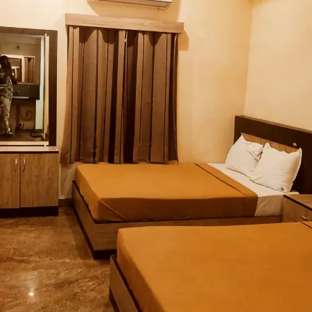 Sree Kumaran Residence