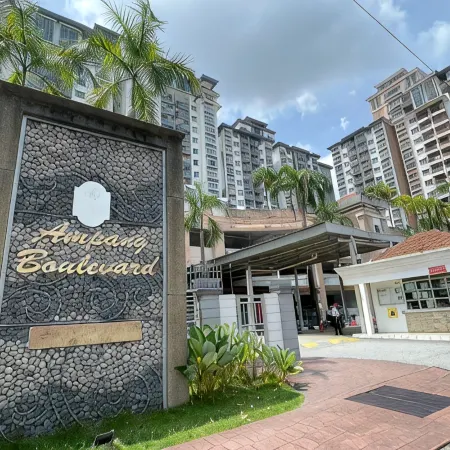 3Br 8Pax KL City Centre KLCC View Ampang Boulevard Condo