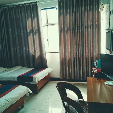 Weihui VIP Hotel