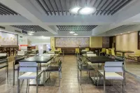 Vienna International Hotel (South Square of Changzhou Railway Station) - sarapan