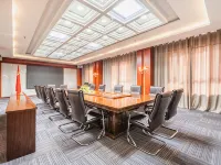 Yinlong International Hotel Hotel di Guide