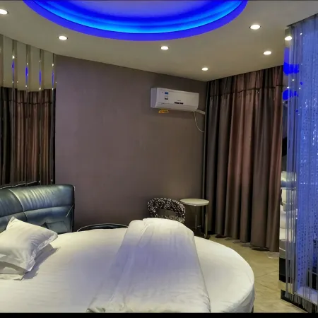 Qimen Xianju Building Hotel