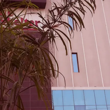Hotel Royal Shelter
